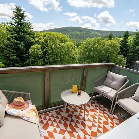 Erzgebirge Gipfelgruen